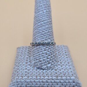 Size 9.75 Sterling Silver Woven Diamond Pattern Unisex Ring A4865